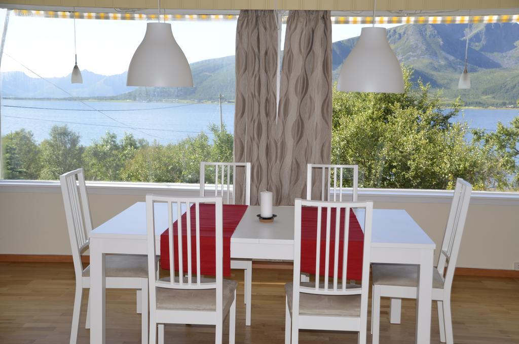 Вилла Fjord House Fornes Экстерьер фото